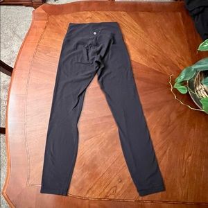 Lululemon Align Leggings 25” Black Size 4